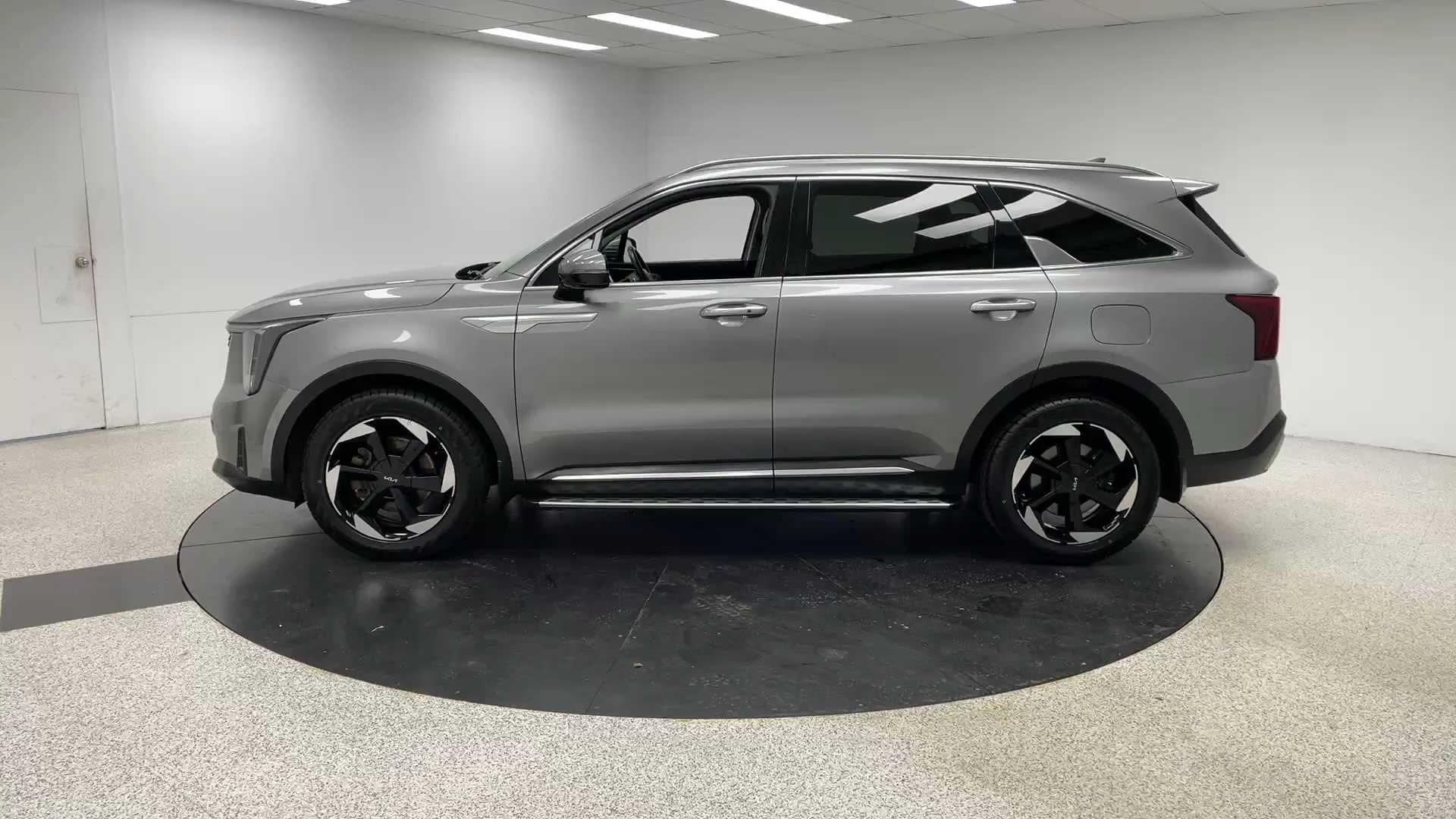 Primary car image