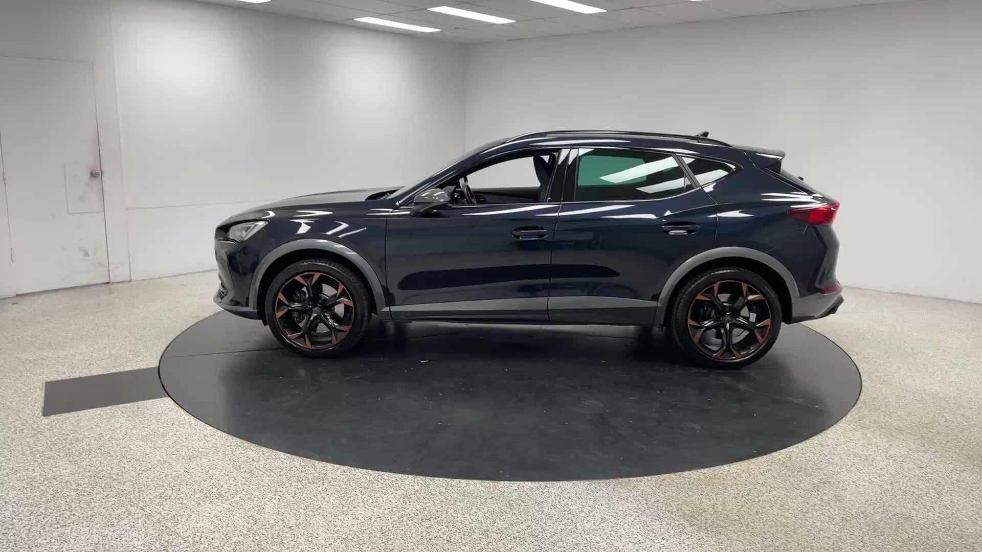Primary car image