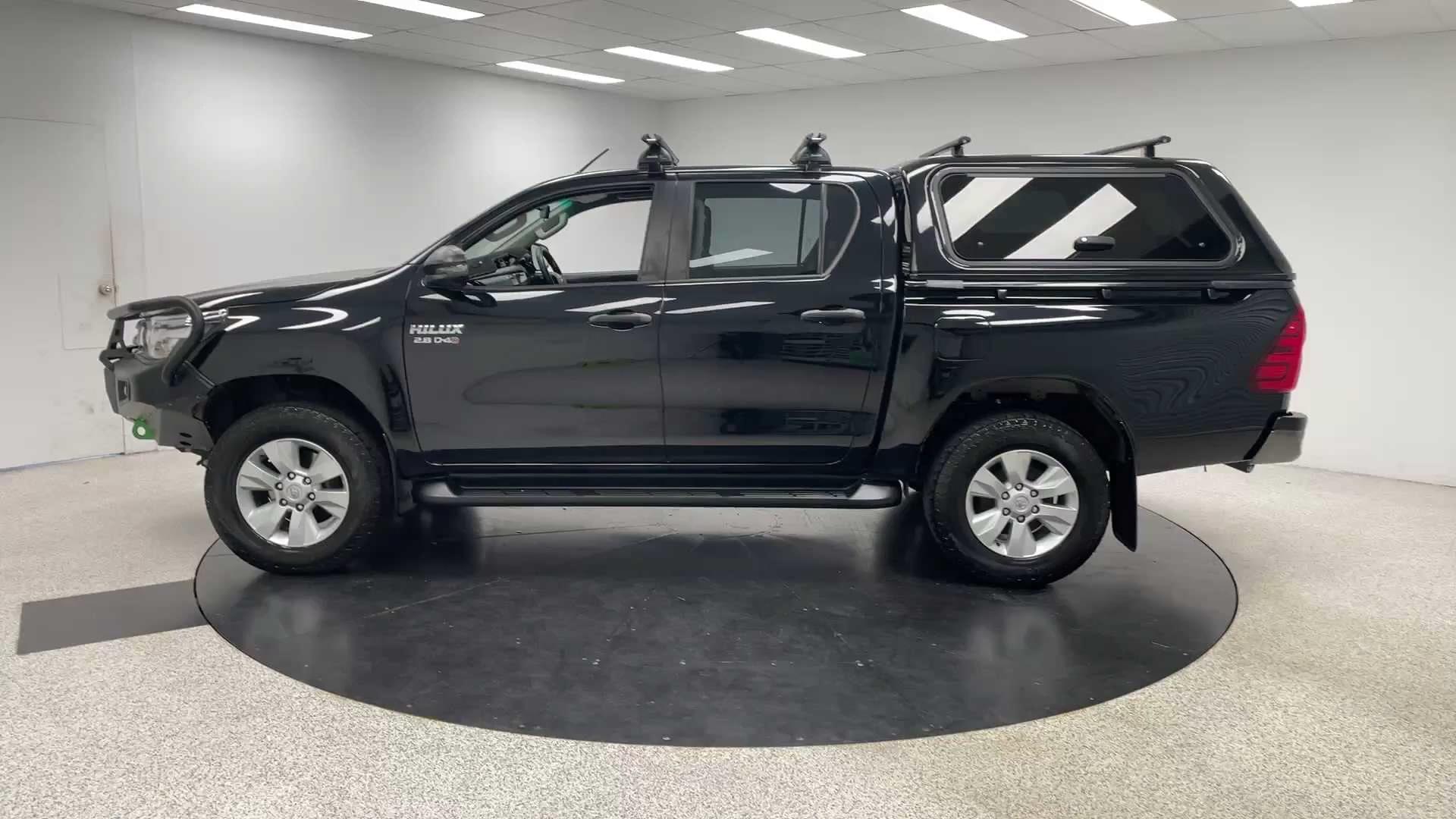 Primary car image