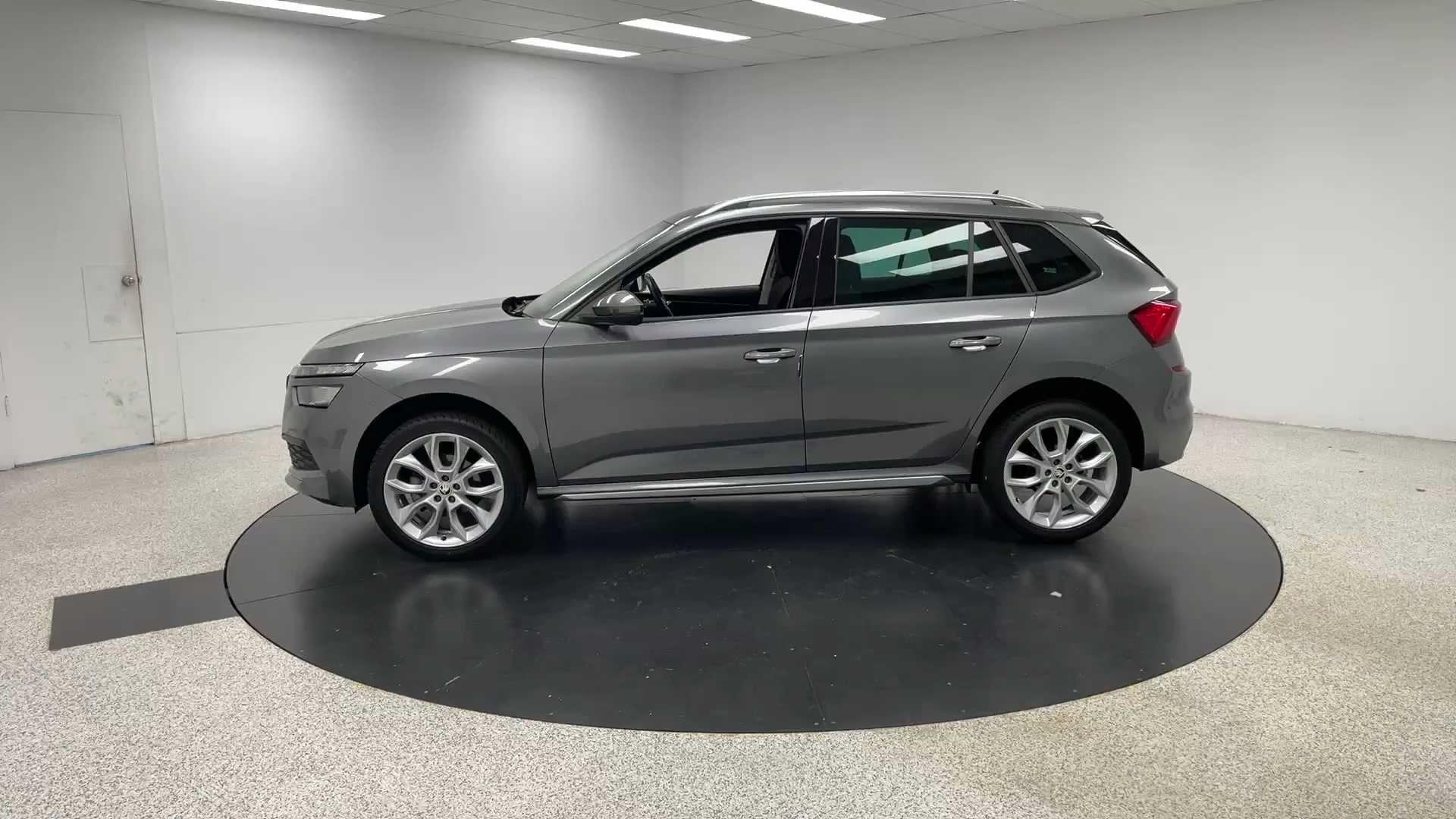Primary car image