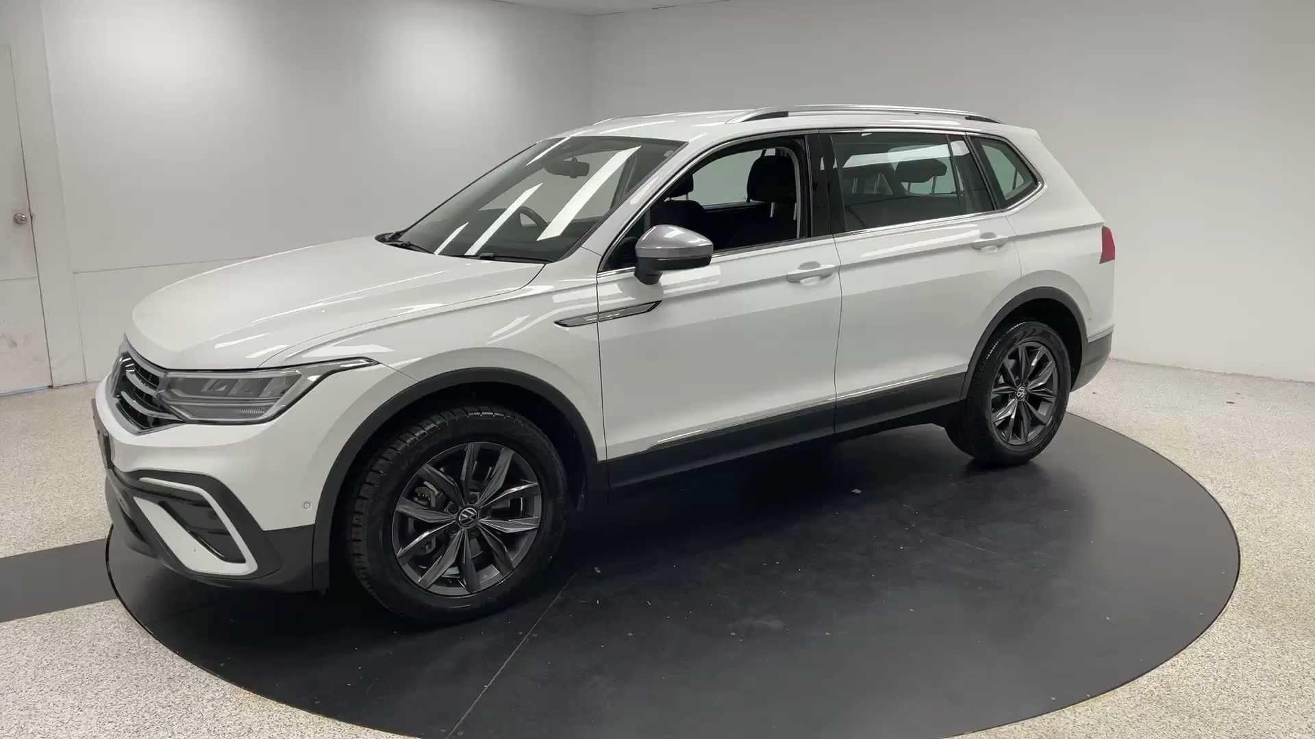 Primary car image