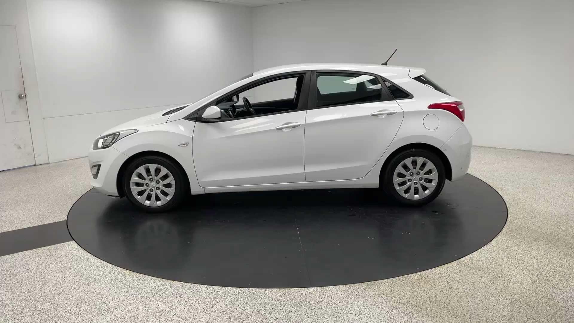 Primary car image