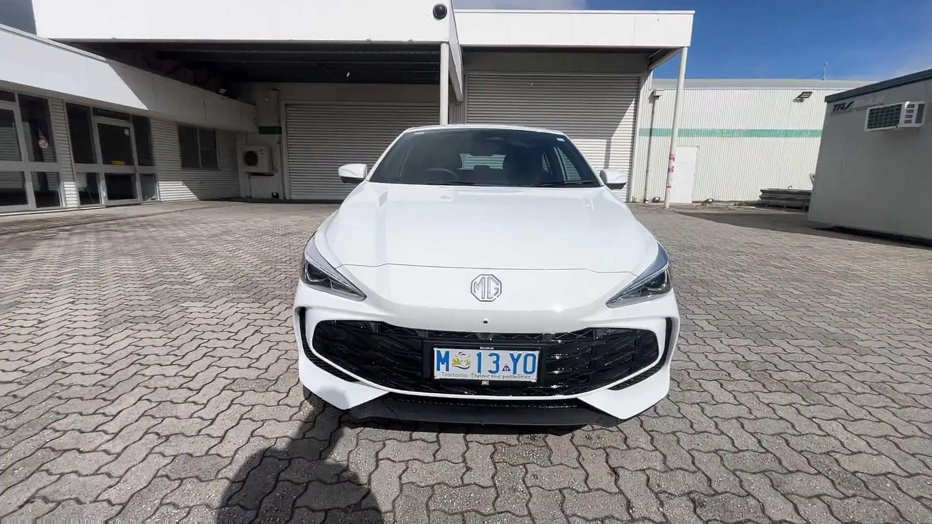 Primary car image
