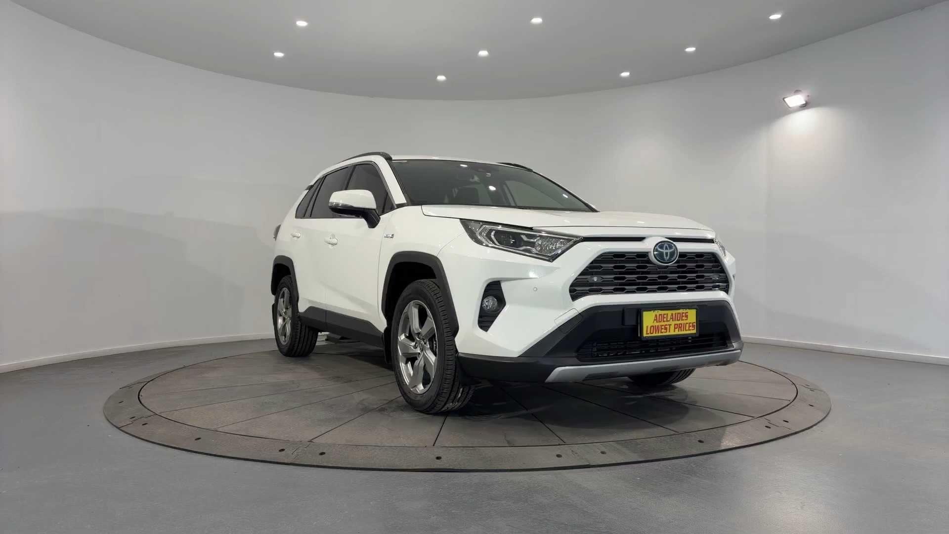 Primary car image