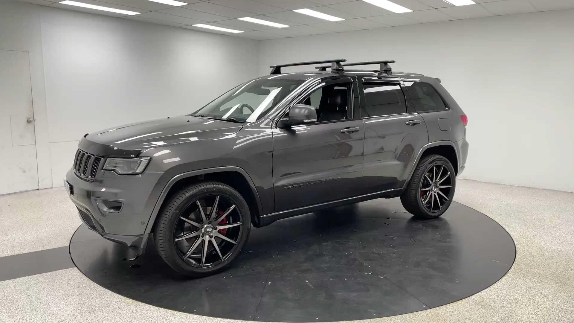Primary car image