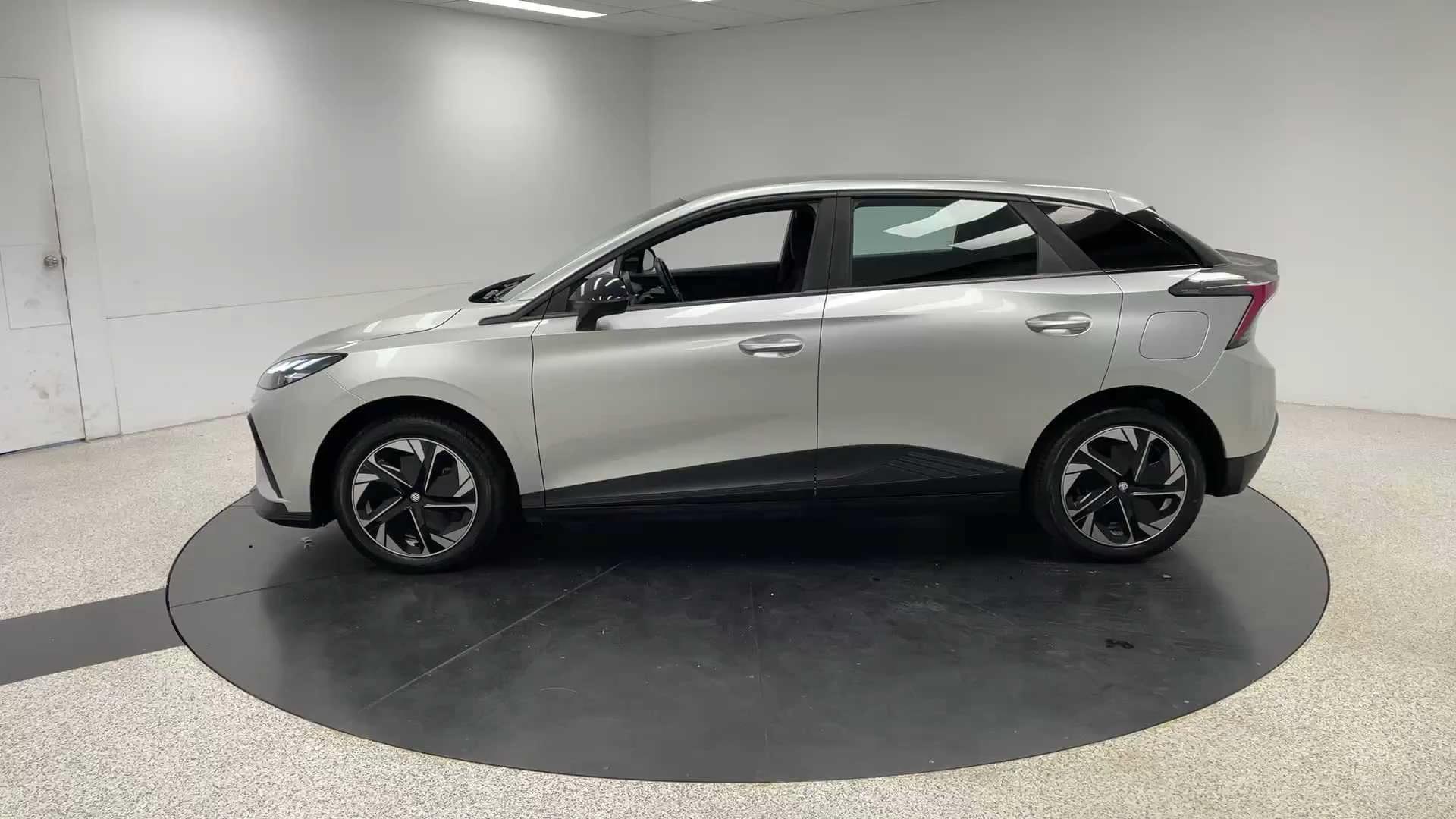 Primary car image