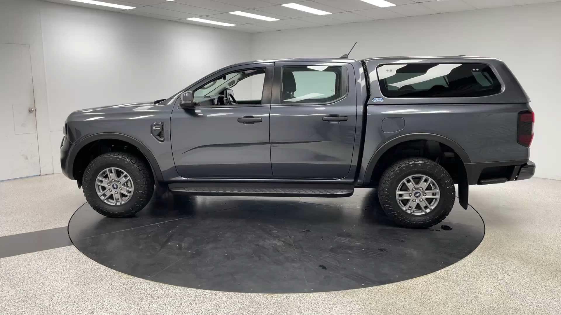 Primary car image