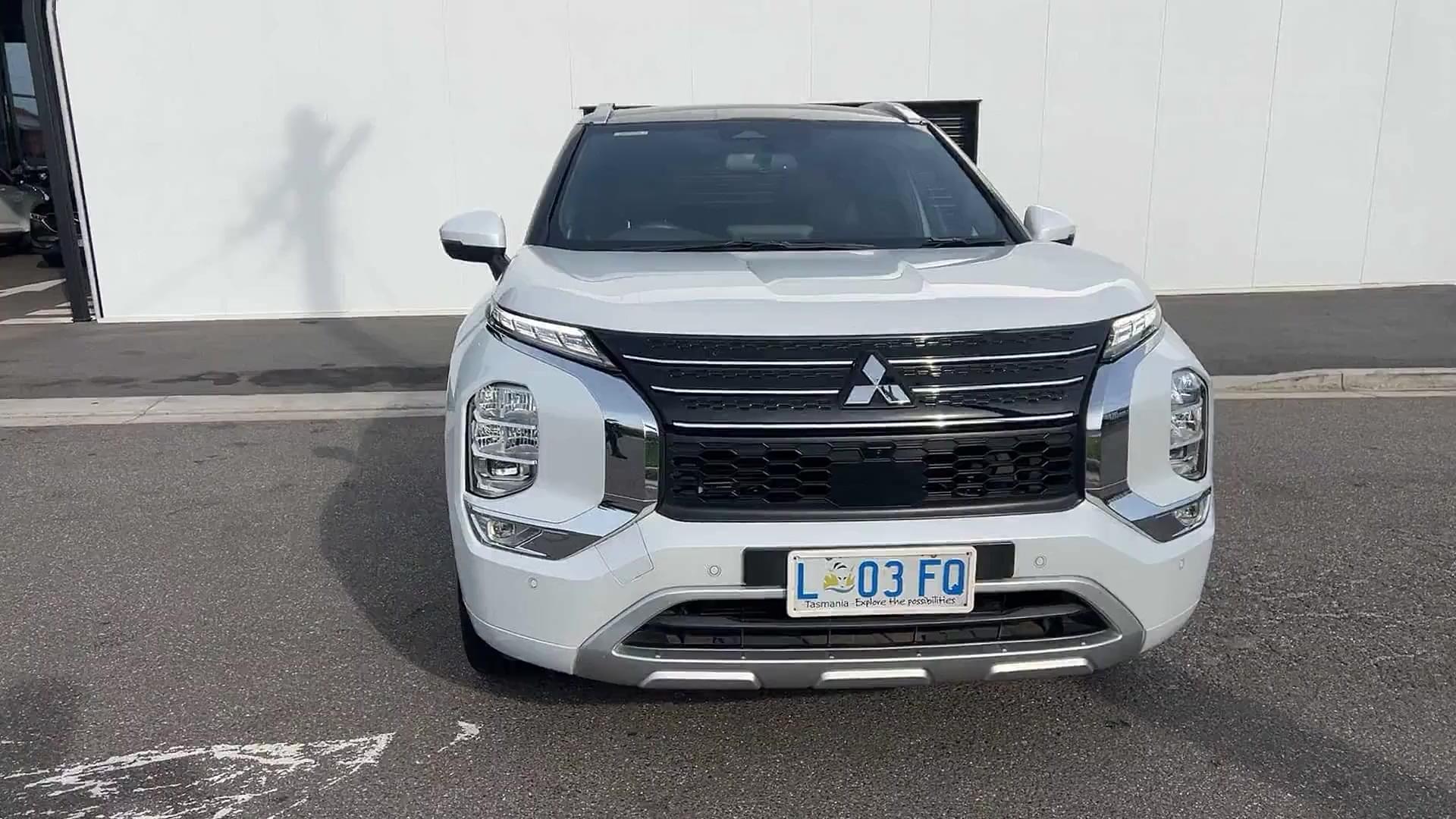 Primary car image