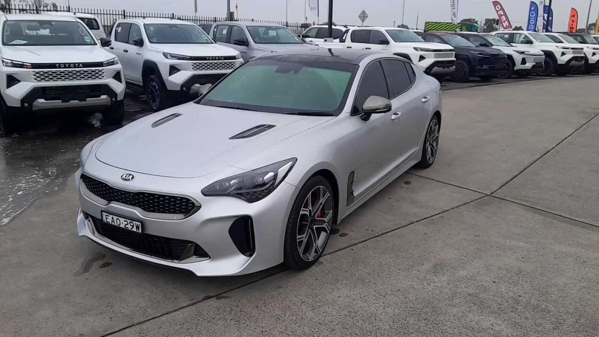 Primary car image