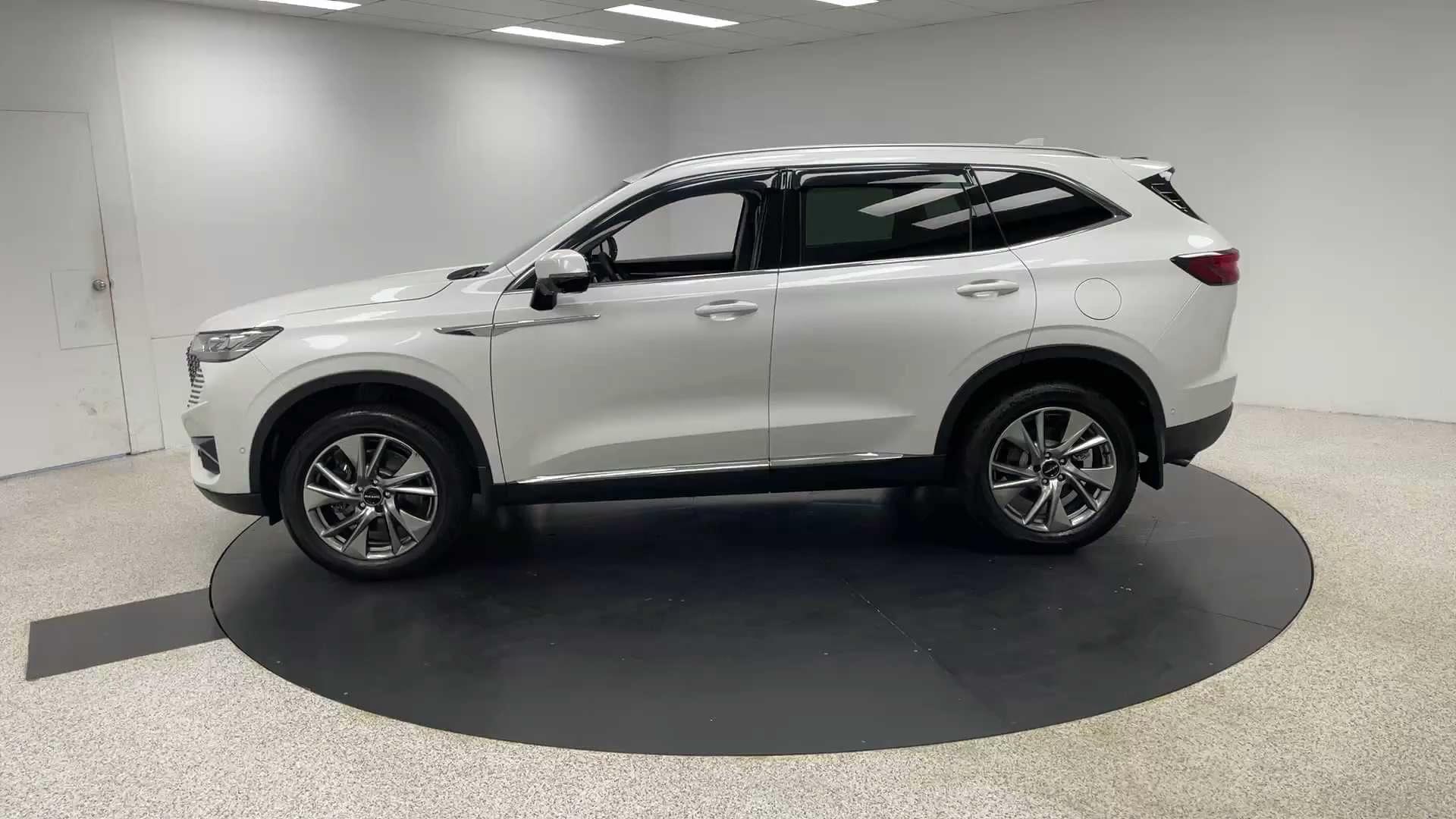 Primary car image