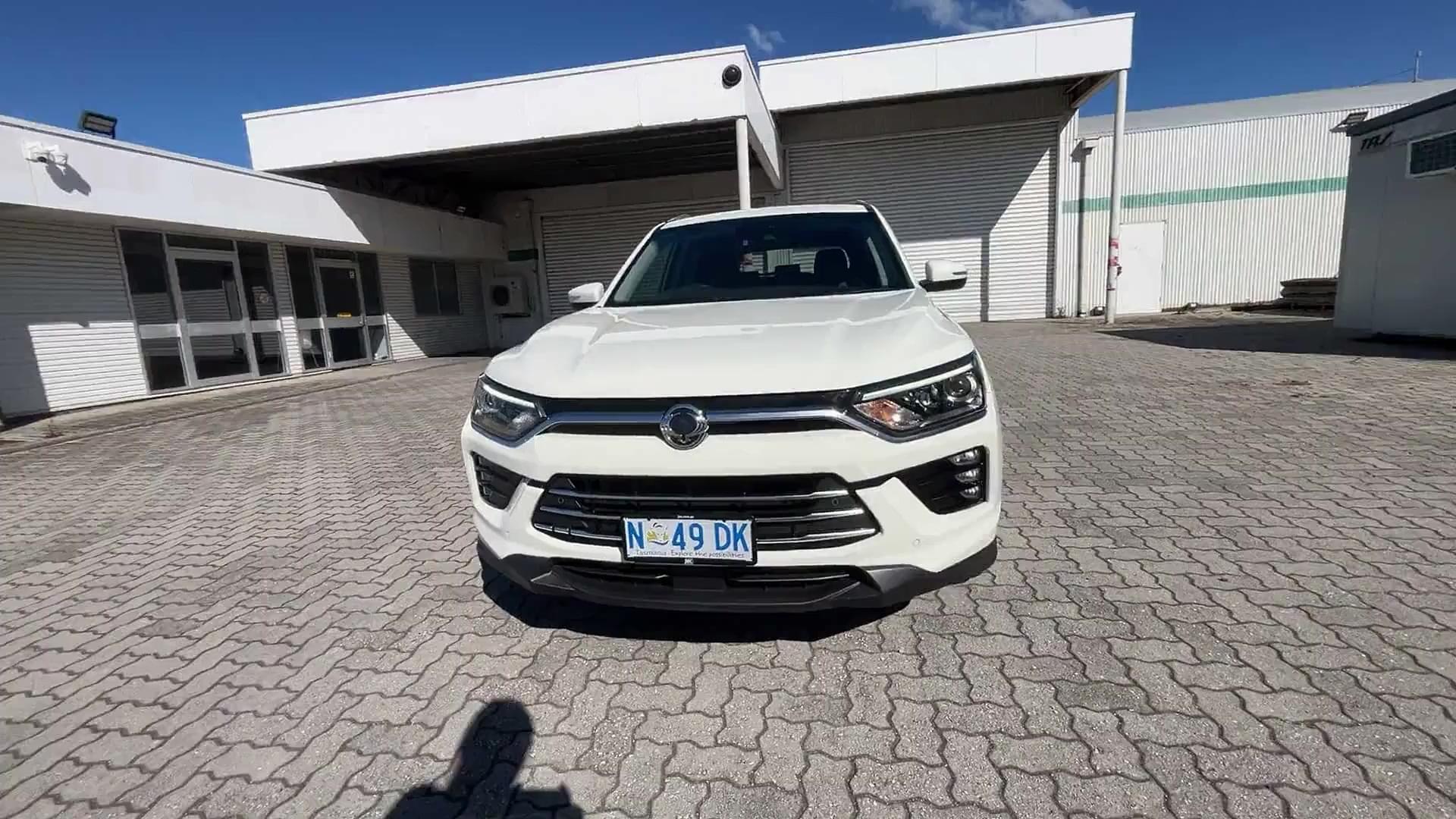 Primary car image