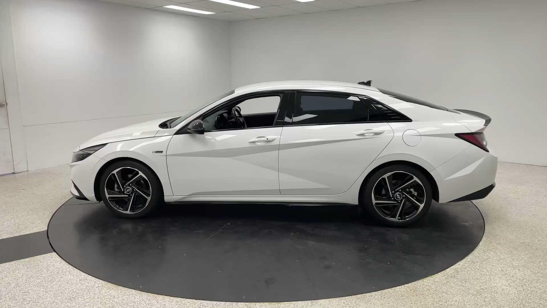 Primary car image