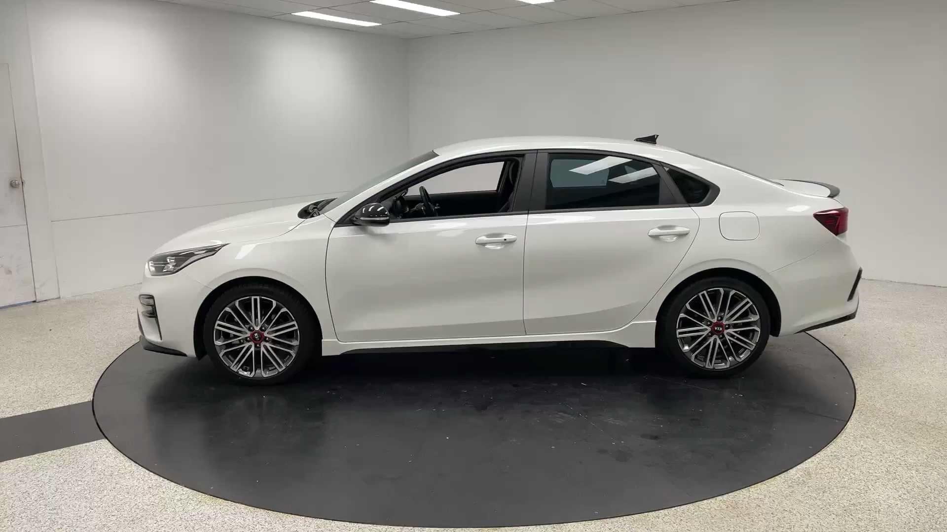 Primary car image