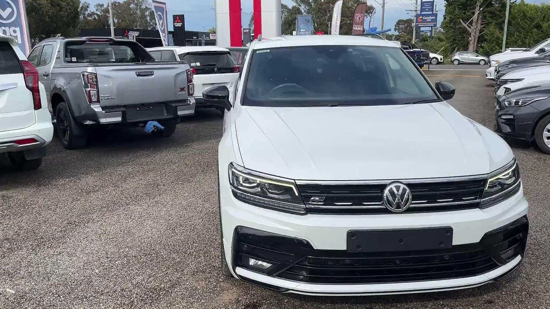 Primary car image