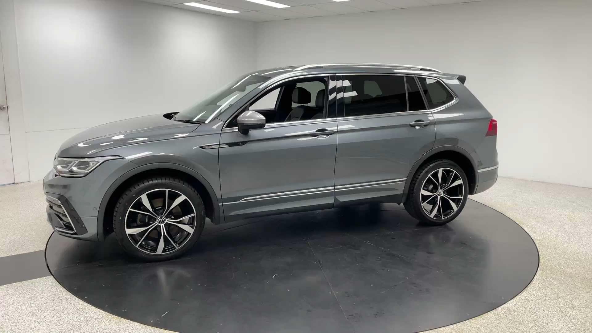 Primary car image