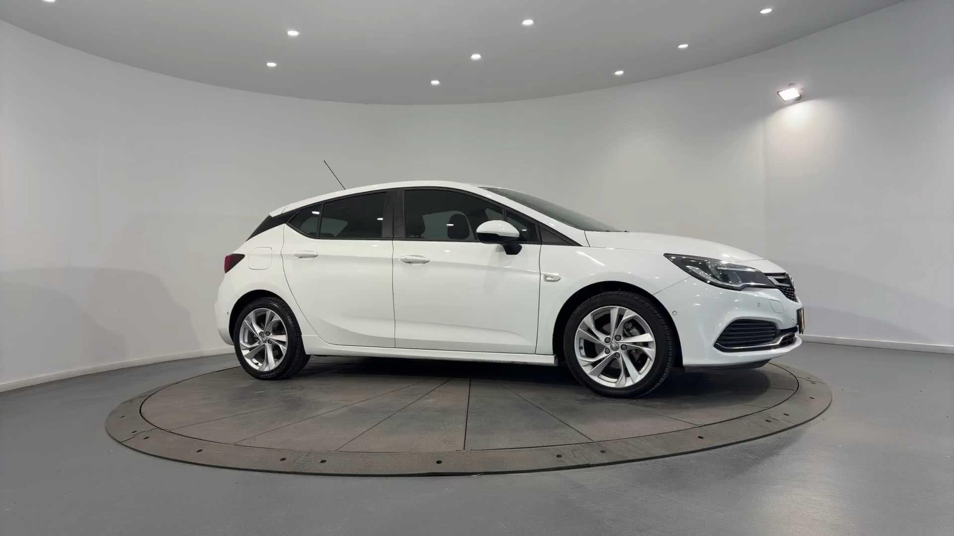 Primary car image