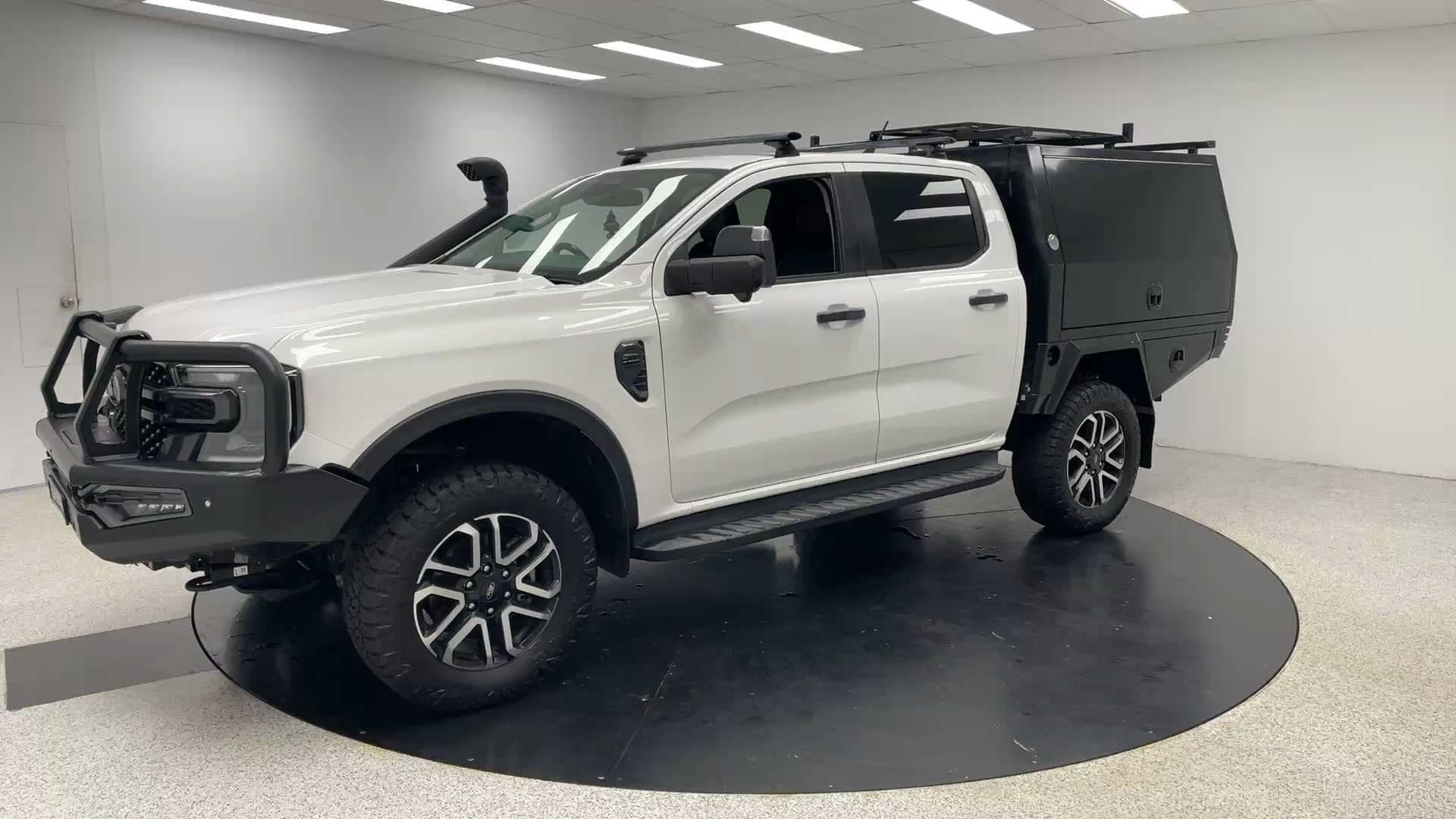 Primary car image