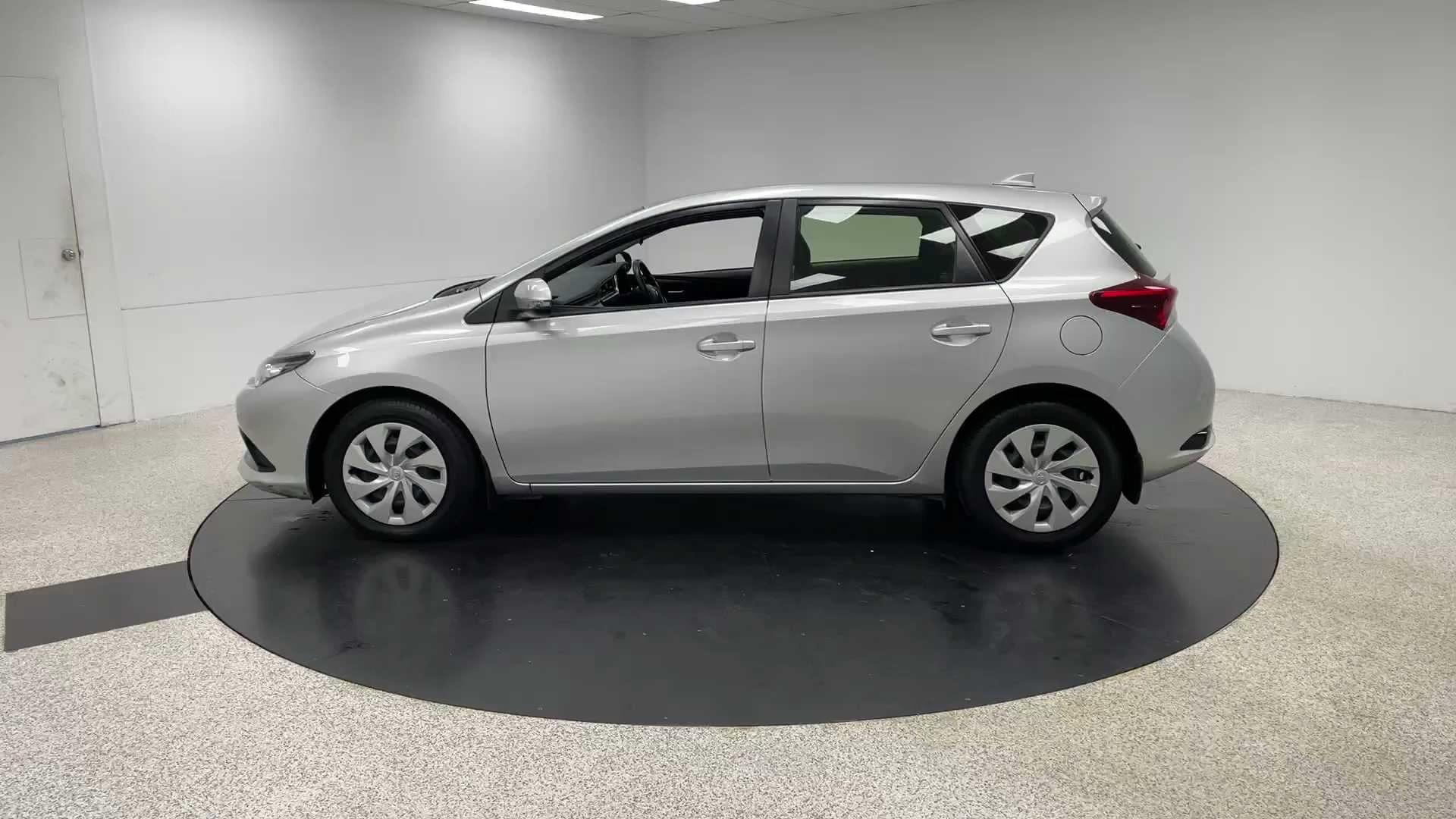 Primary car image