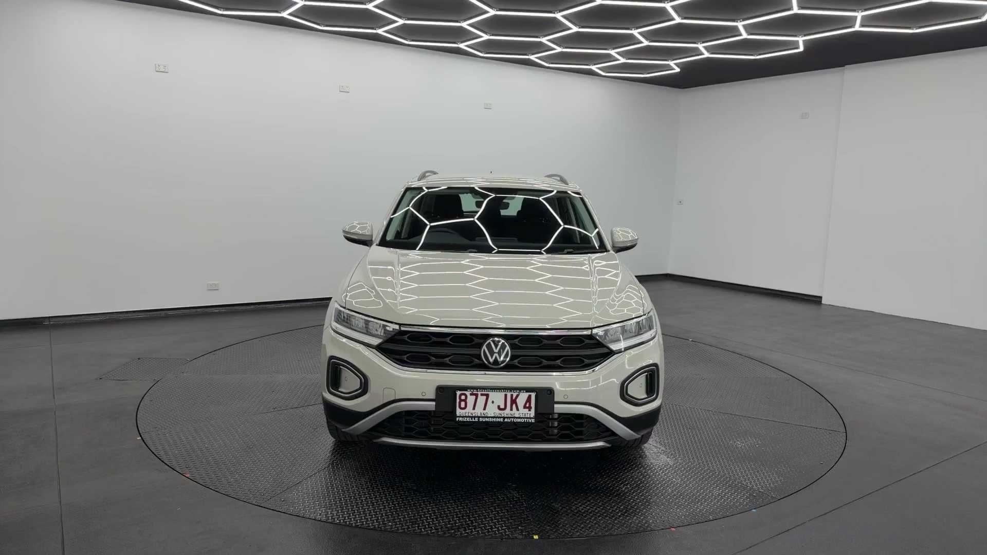 Primary car image