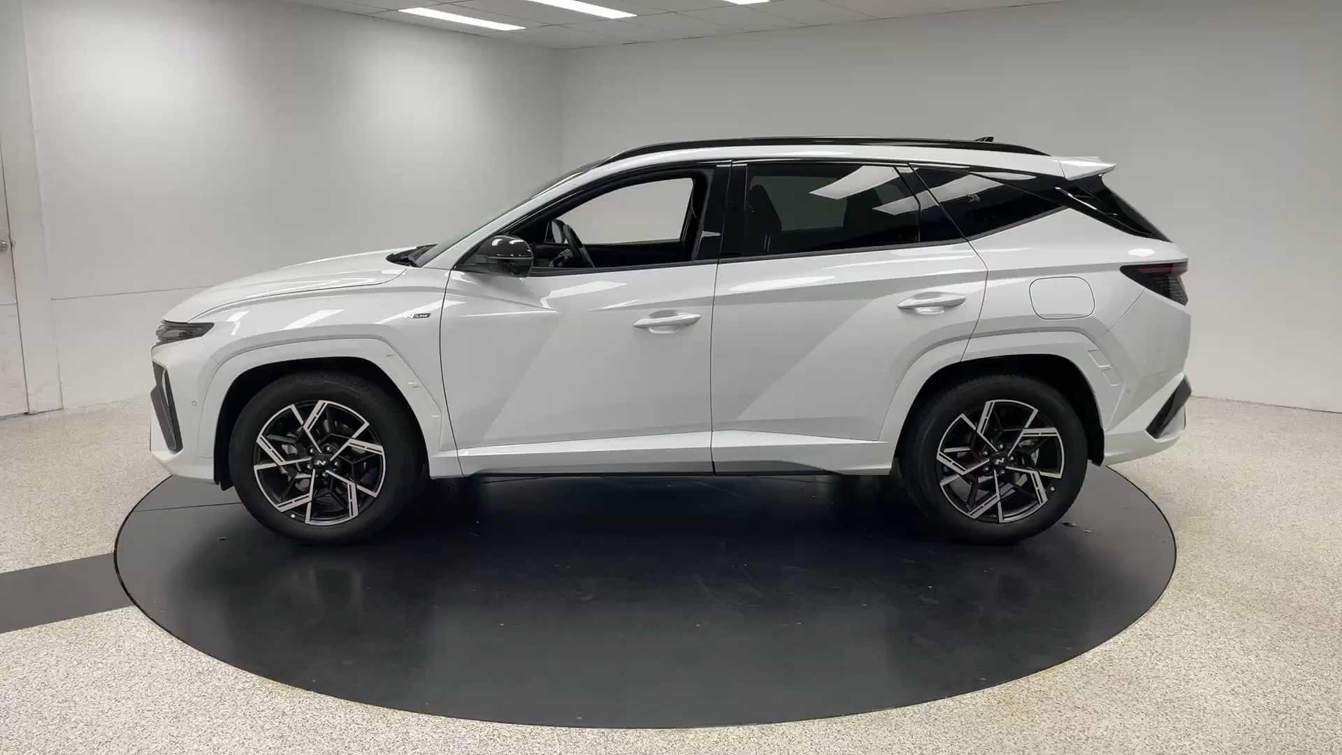 Primary car image