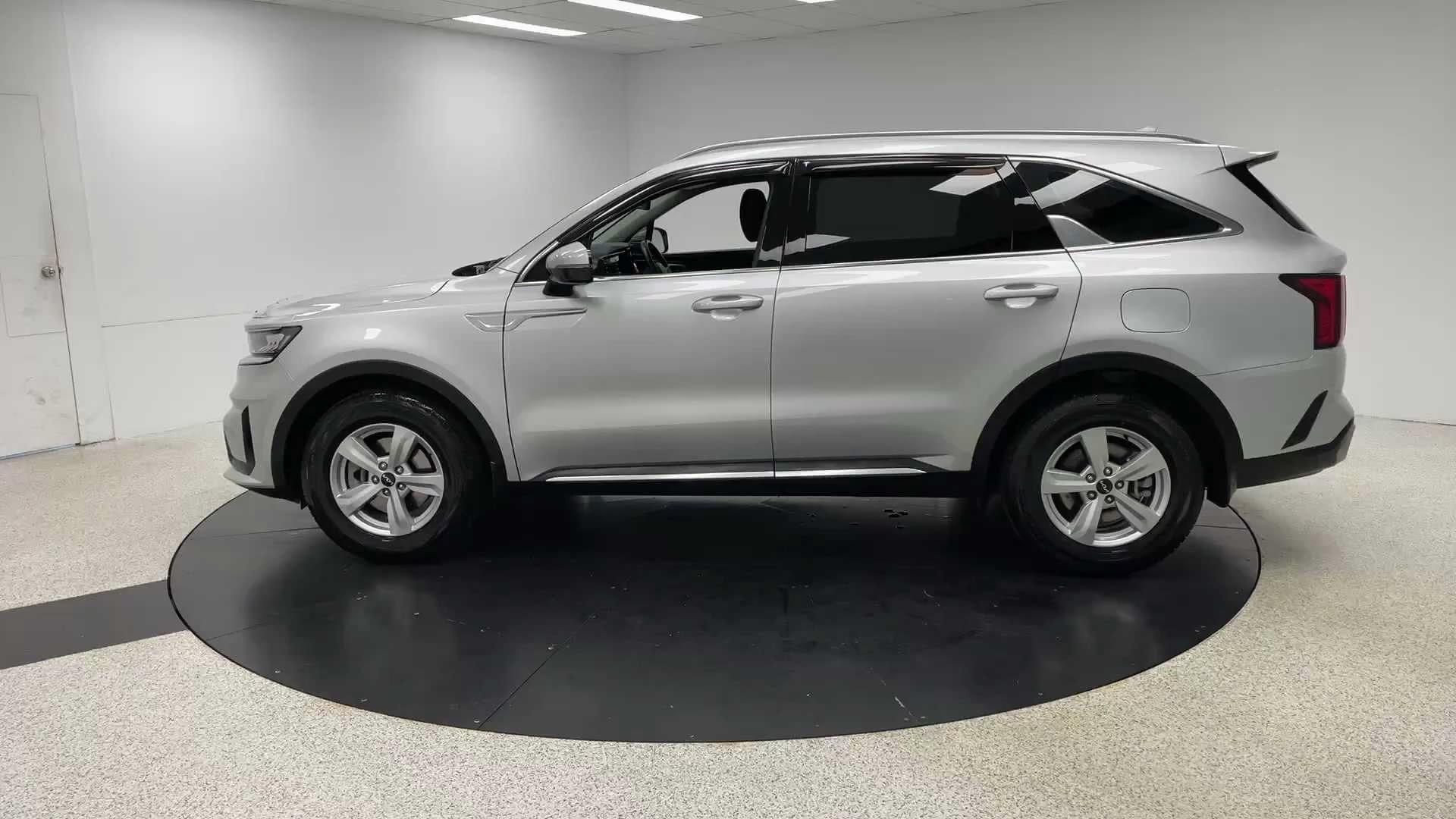 Primary car image