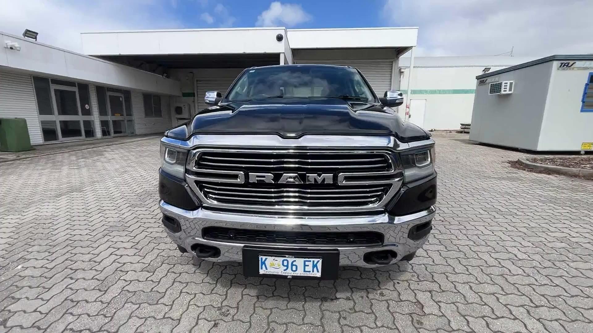 Primary car image