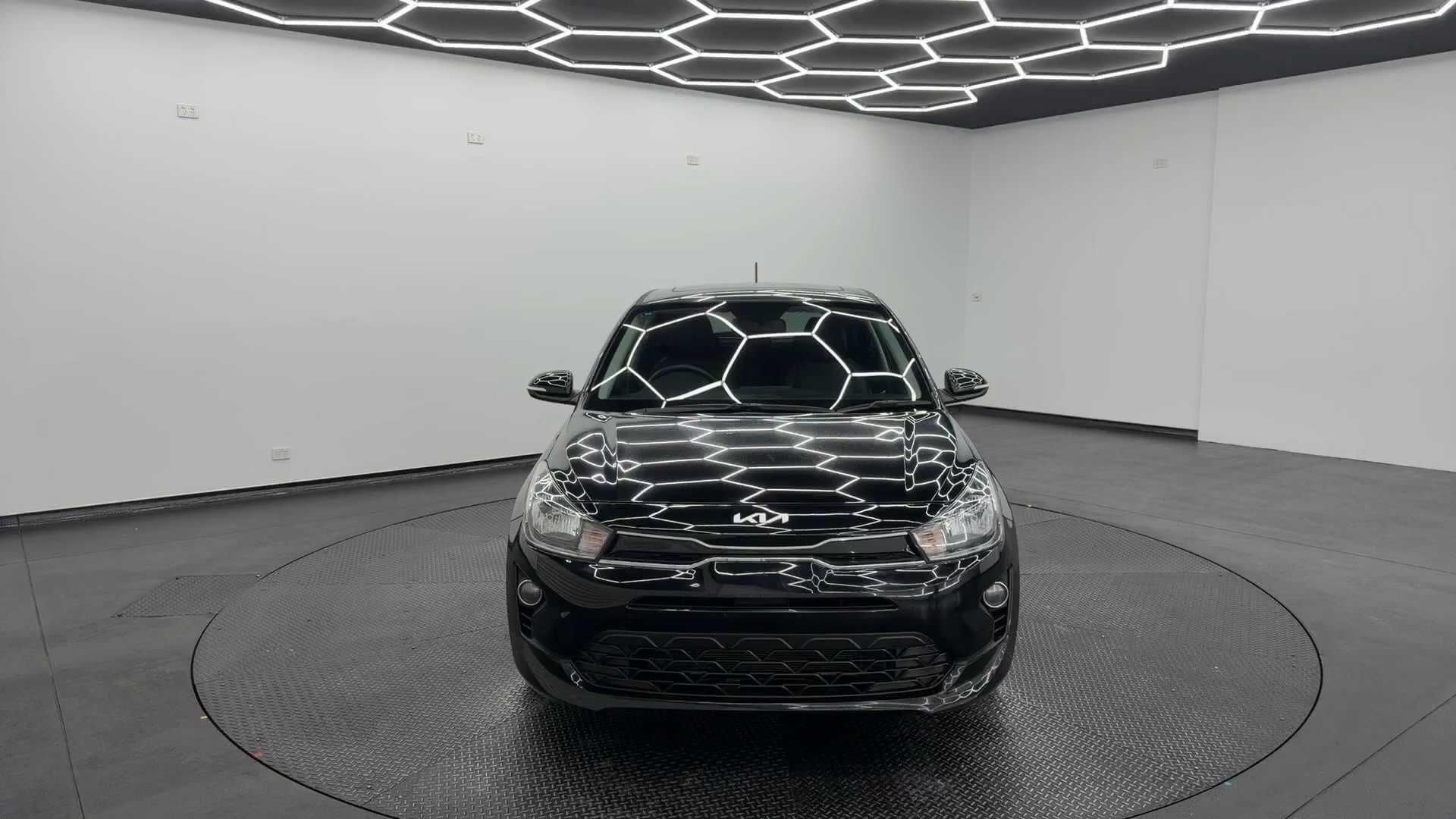 Primary car image