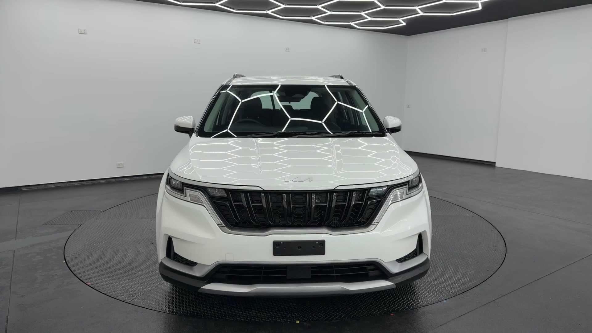 Primary car image