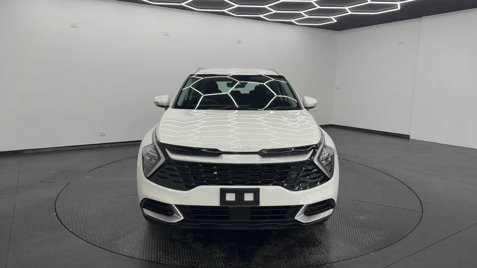 Primary car image